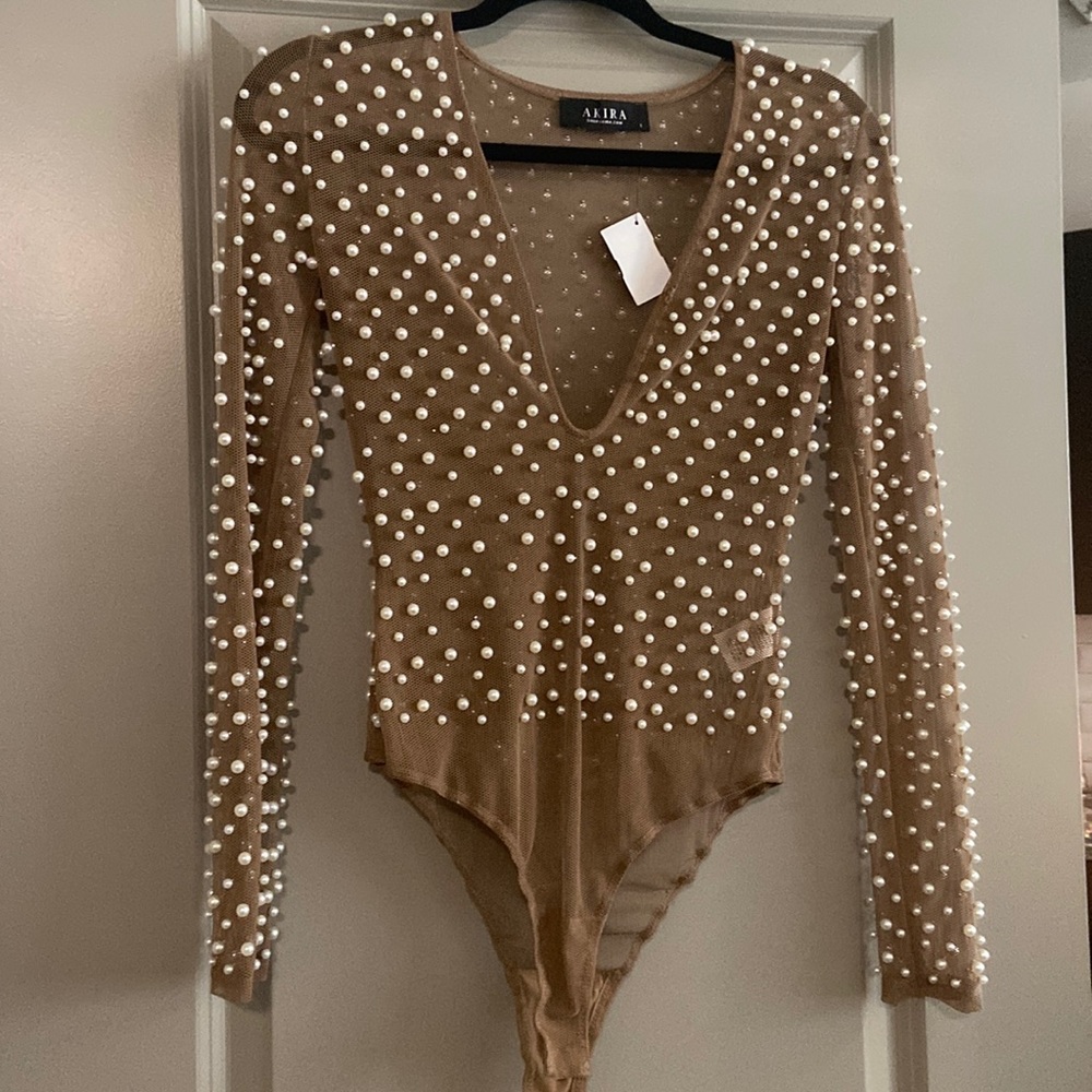 Akira Pearl Bodysuit S NWT